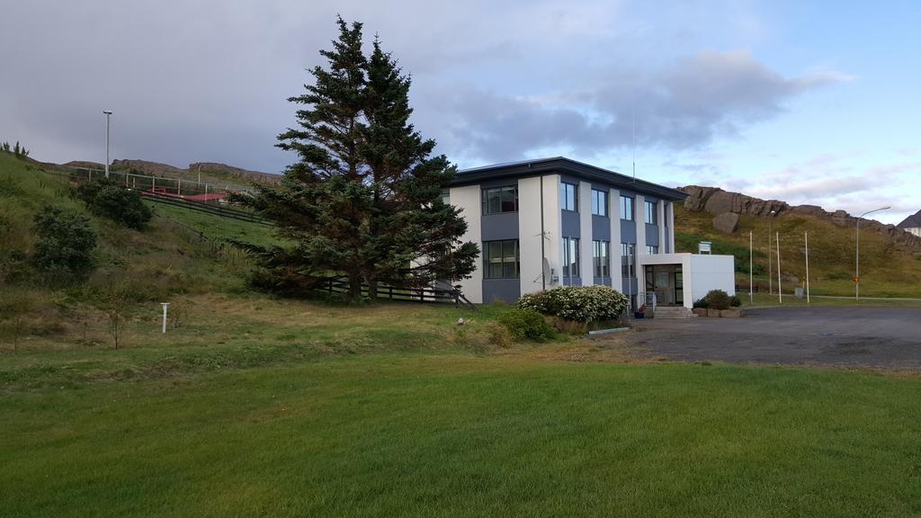 Iceland Visit Hostel Хоульмавик Экстерьер фото